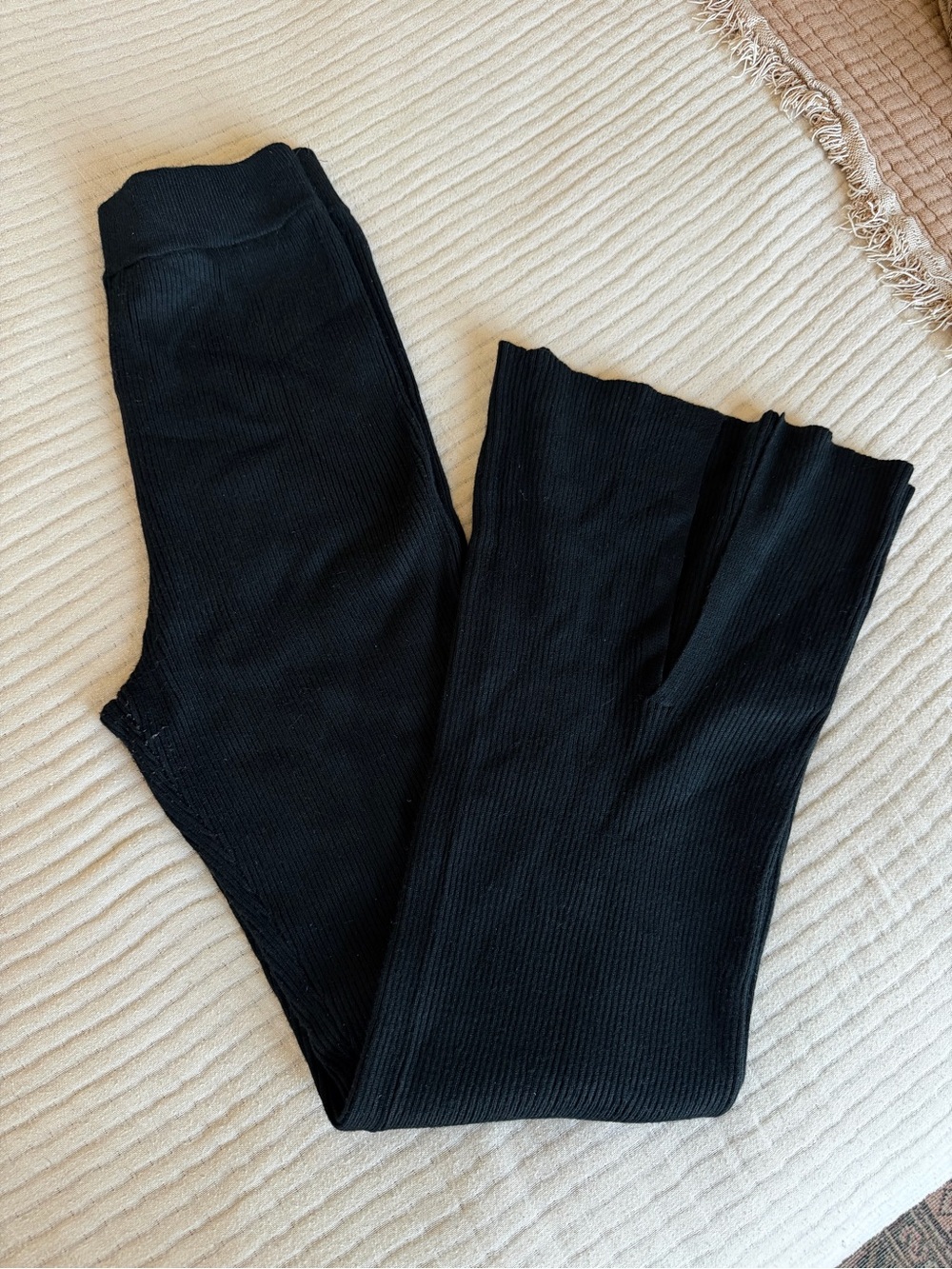 Abercrombie & Fitch Black Ribbed Flared Pants